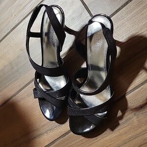 Black spiked high heels size 8 womans